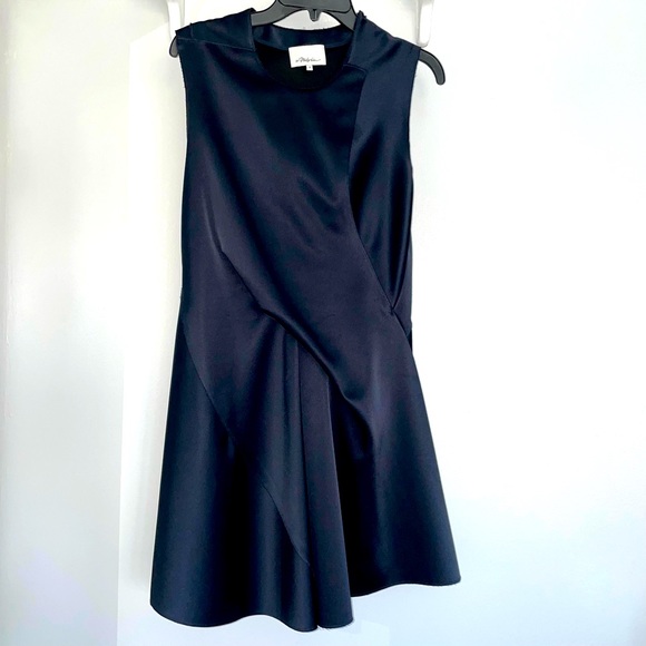 3.1 Phillip Lim Dresses & Skirts - 3.1 Phillip Lim Tapestry Dress Navy Blue EUC size 4 Saks Asymmetrical